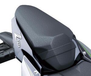 ERGO-FIT™ Rear comfort seat (+10mm)